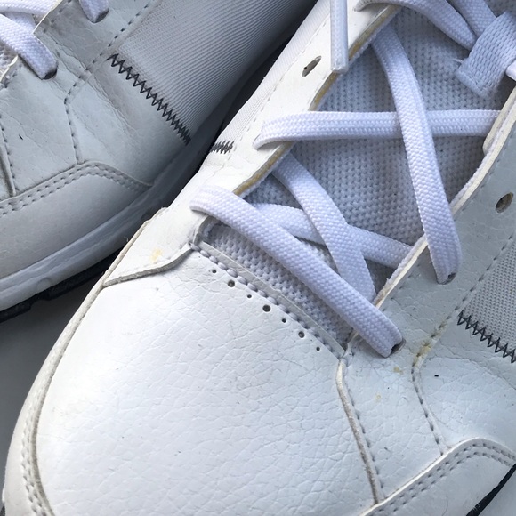 NIKE GOLF SHOE - Picture 2 of 6